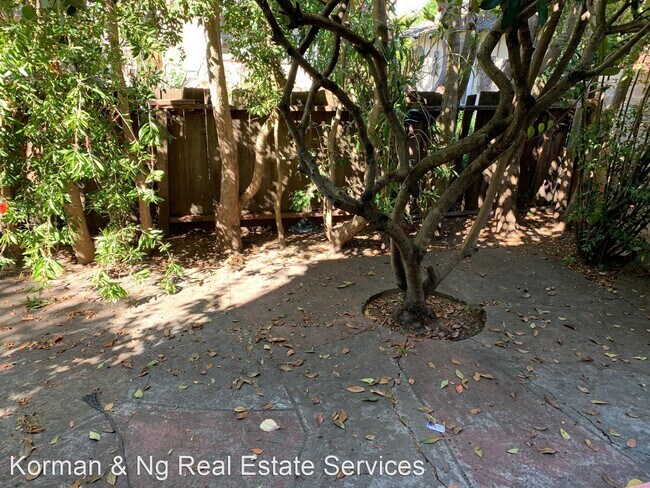 Foto del edificio - 2 br, 1 bath House - 2817 Woolsey Street #A