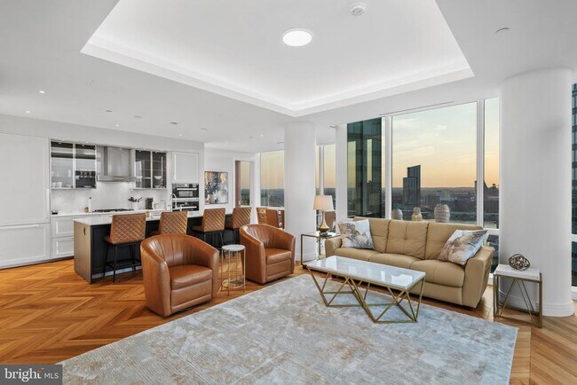 Foto del edificio - 300 International Drive