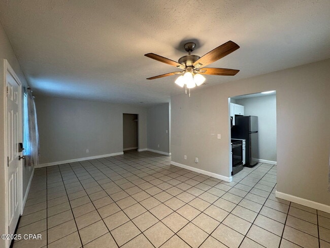 Foto del edificio - 2507 W 10th St