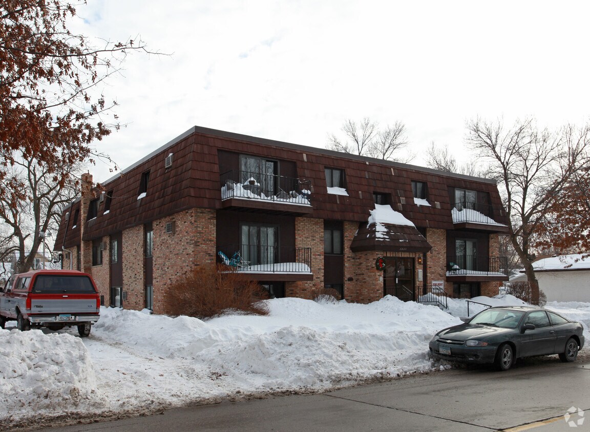 Primary Photo - 5455 34th Ave S