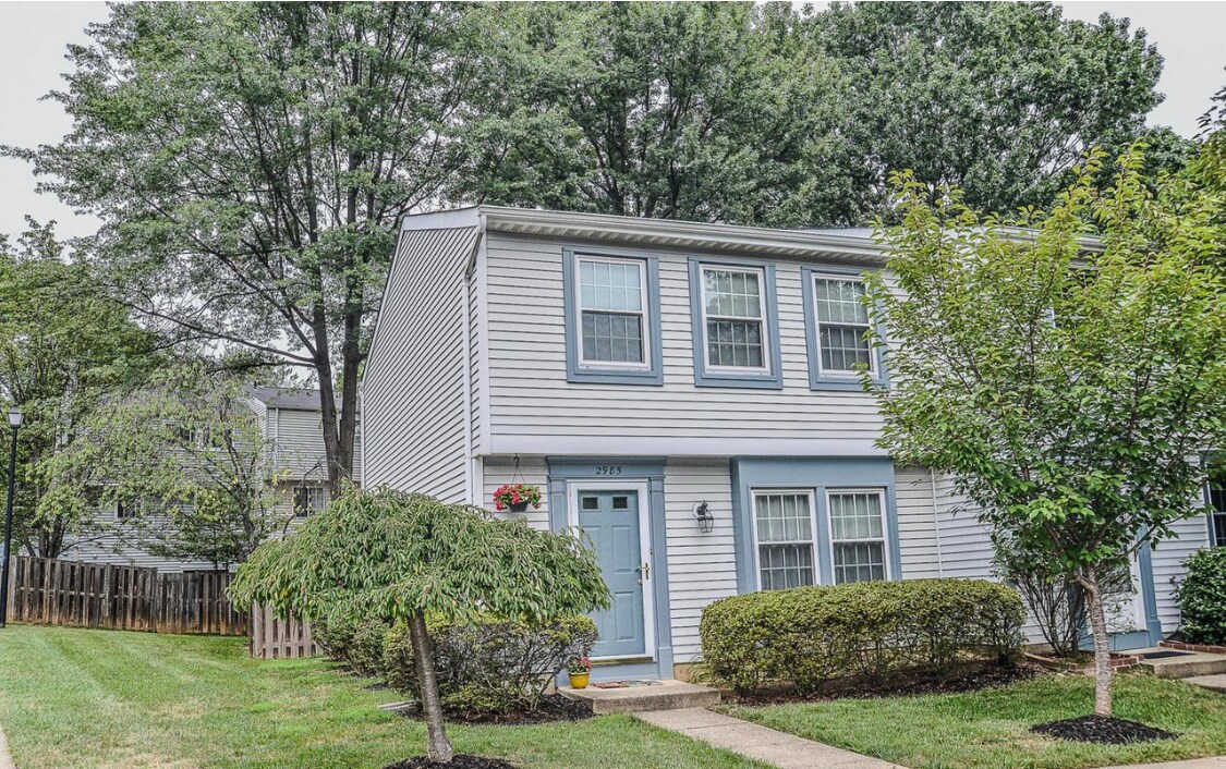2985 Paddock Wood Ct, Oakton, VA 22124 Townhome Rentals in Oakton VA