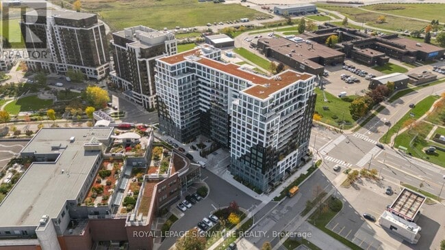 Photo du bâtiment - 1100 Sheppard Ave W