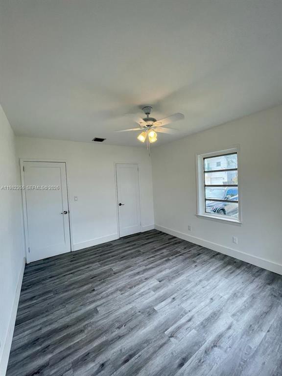 Foto del edificio - 820 SE 12th St