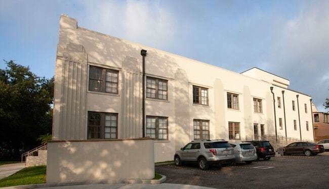 Foto del edificio - 131 South Dr. Norman C. Francis Parkway