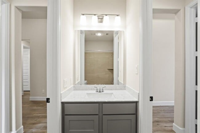 Foto del edificio - 18511 Wolf Mountain Ln