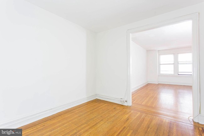 Foto del edificio - 235 S 15th St