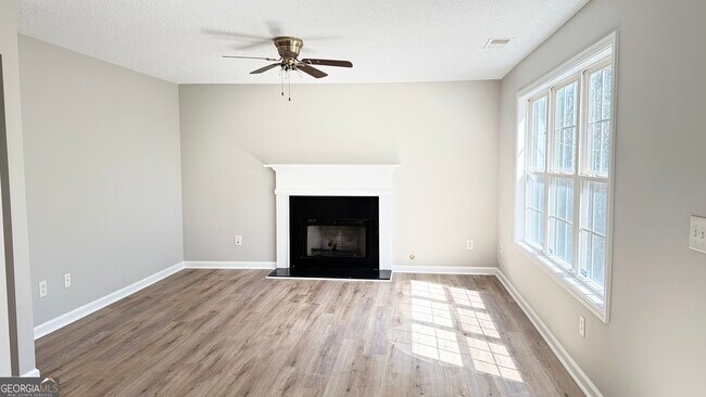 Foto del edificio - 273 Bainbridge Cir