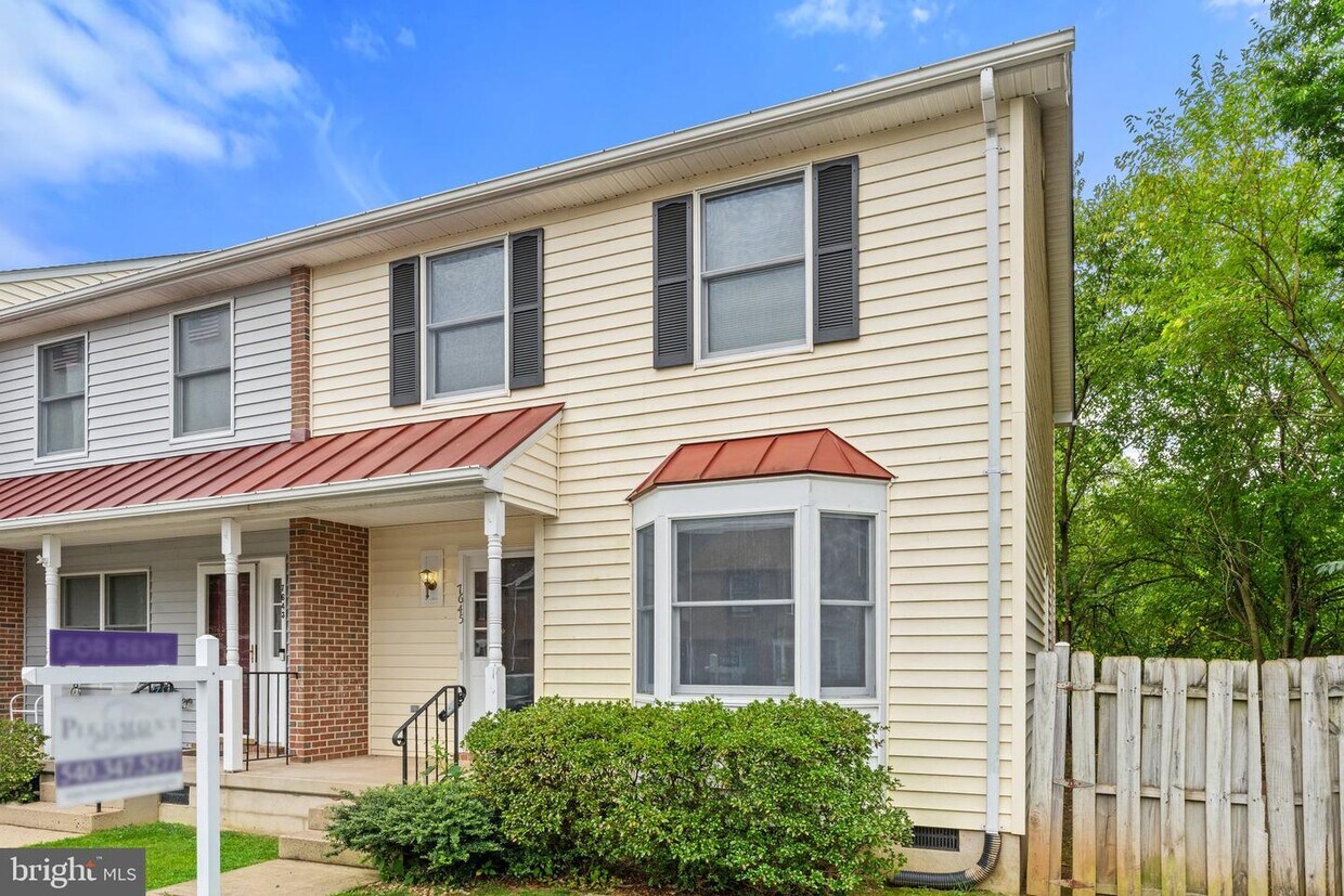 Foto principal - 7645 Wankoma Dr
