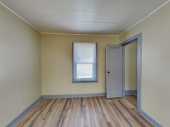 Foto del edificio - 10004 E Empire Ave