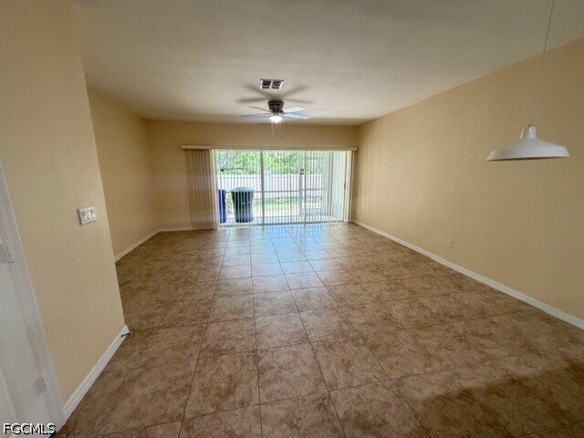 Foto del edificio - 8585 Athena Ct