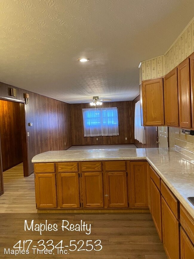 Building Photo - 3 br, 2 bath House - 290 Wallace Drive