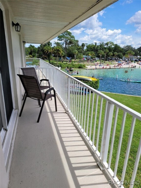 Foto del edificio - 41 Beach Ln