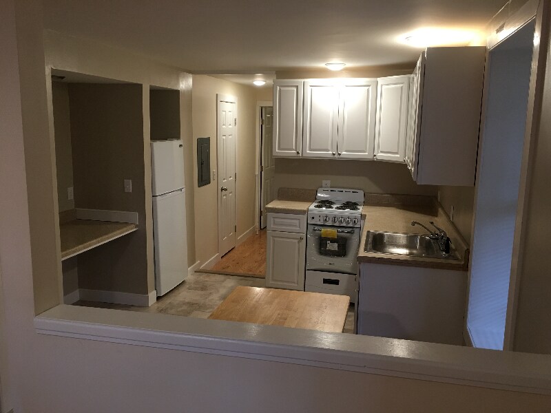 Primary Photo - 618 N 3rd St