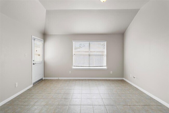 Foto del edificio - 314 Broken Pine Ct