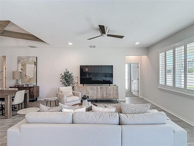 Building Photo - 32544 Sapna Chime Dr