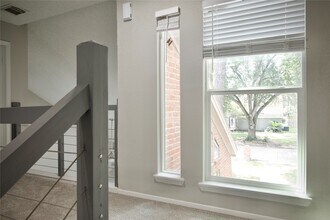 Building Photo - 5111 Pinewilde Dr