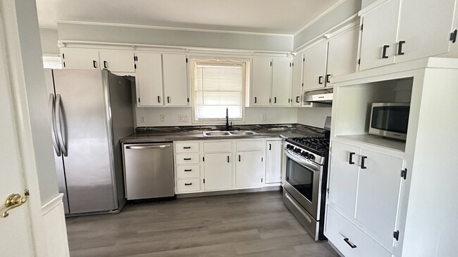 Foto del edificio - 1605 S 95th St