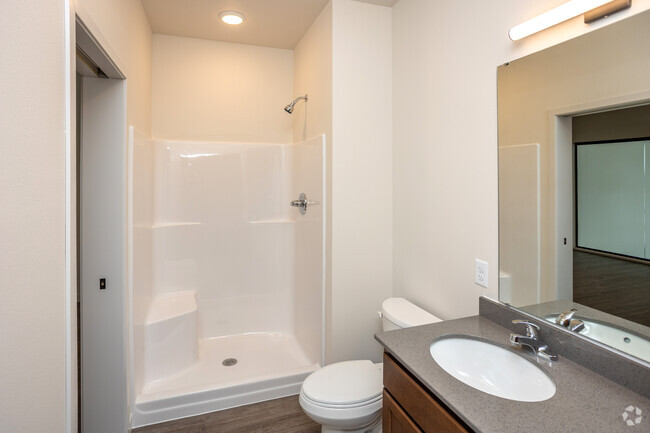 2BR, 1.5BA - 1,694SF - Bathroom - The Arch