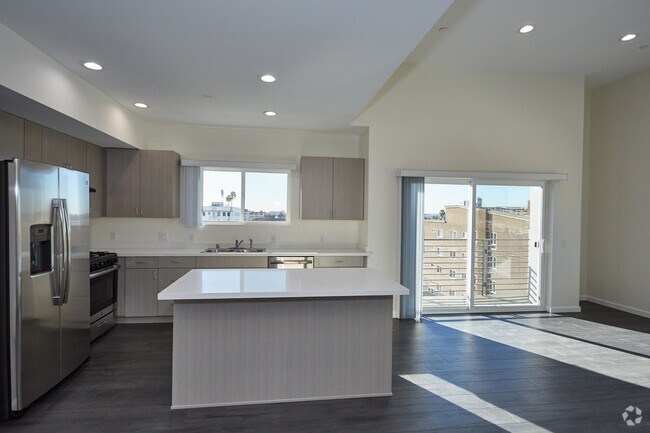 2BR, 2BA - 1252 - The Union Building