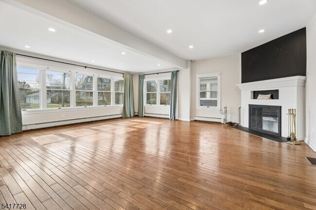 Foto del edificio - 439 St Marks Ave