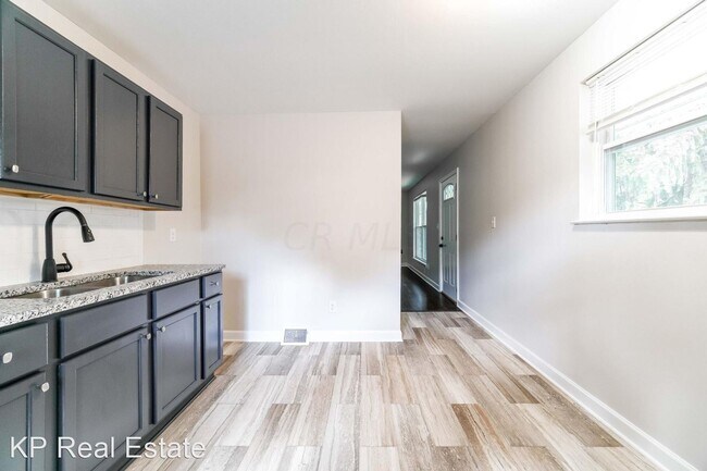 Building Photo - 3 br, 1 bath House - 2785 Hillgate Rd