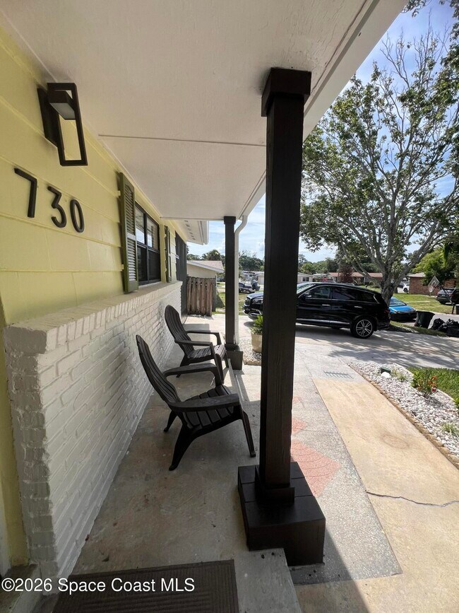 Foto del edificio - 730 Glade Rd