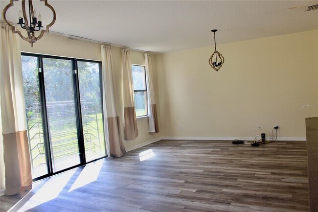 Building Photo - 1352 Coriander Dr