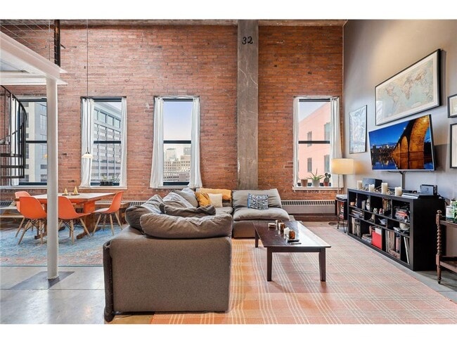 Building Photo - 250 Park Ave