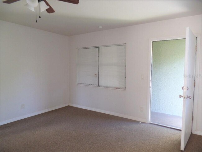 Building Photo - 2404 10th St W