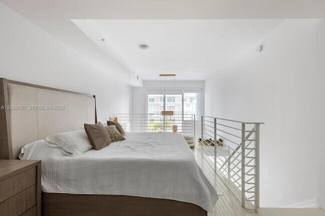 Foto del edificio - 60 SW 13th St