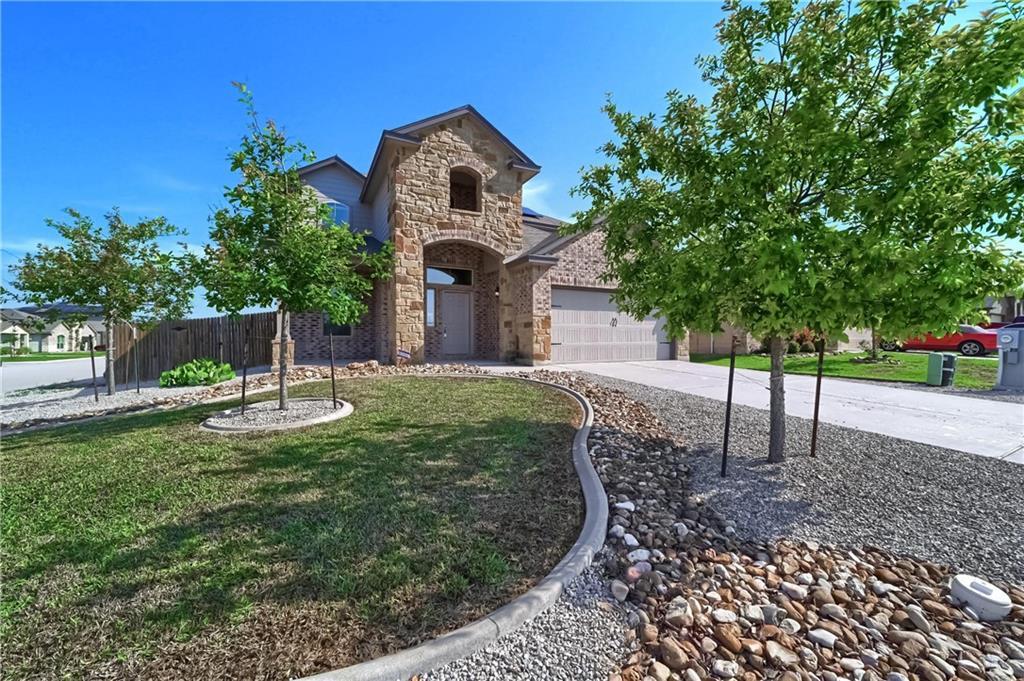 301 Serpentine Ln, Jarrell, TX 76537 House for Rent in Jarrell, TX