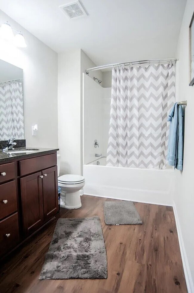 Foto del edificio - Lakeview Commons Townhouse for Rent