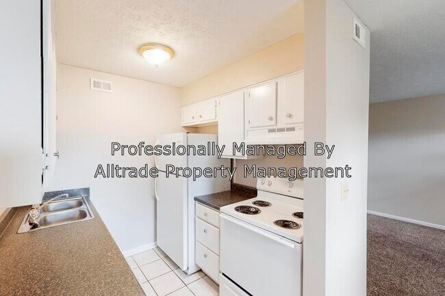 Foto del edificio - 4518 Beechbrook Rd