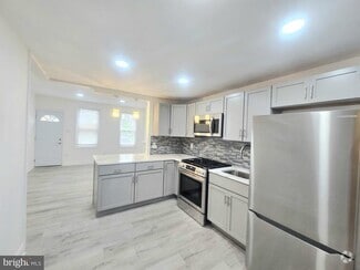 Building Photo - 3923 Wyalusing Ave