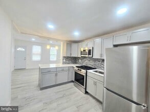 Building Photo - 3923 Wyalusing Ave