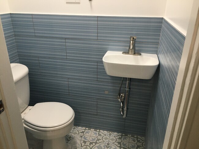 medio baño - 12 Eliot Cres