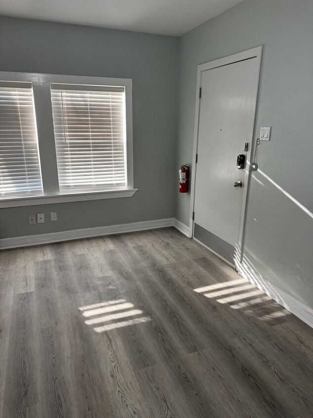 Living Room and Entrance From Front Door - 2312 53rd St