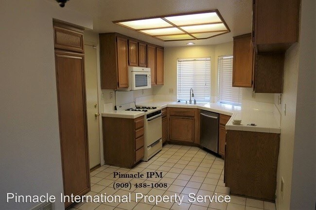 Foto del edificio - 2 br, 2 bath House - 16183 Firestone Lane