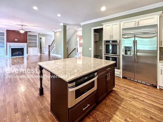 Foto del edificio - 1070 Windfaire Pl