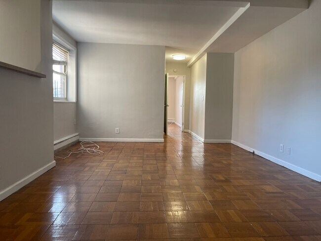 Foto del edificio - 31 Gifford Ave