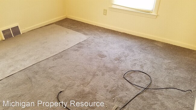 Building Photo - 3 br, 1 bath House - 7361 Greenview