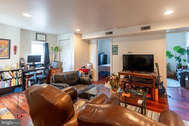 Foto del edificio - 1769 Frankford Ave