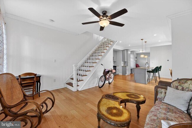 Foto del edificio - 810 Central Ave