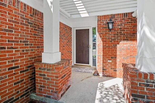 Building Photo - 29307 Douglas Dr