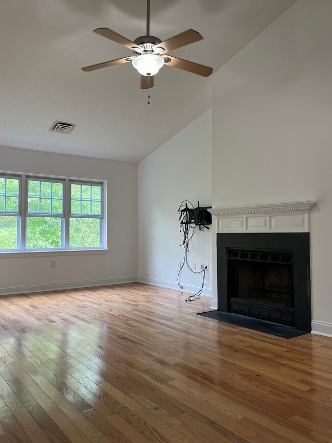 Living Room with TV Wall Mount - 100 Brookside Dr