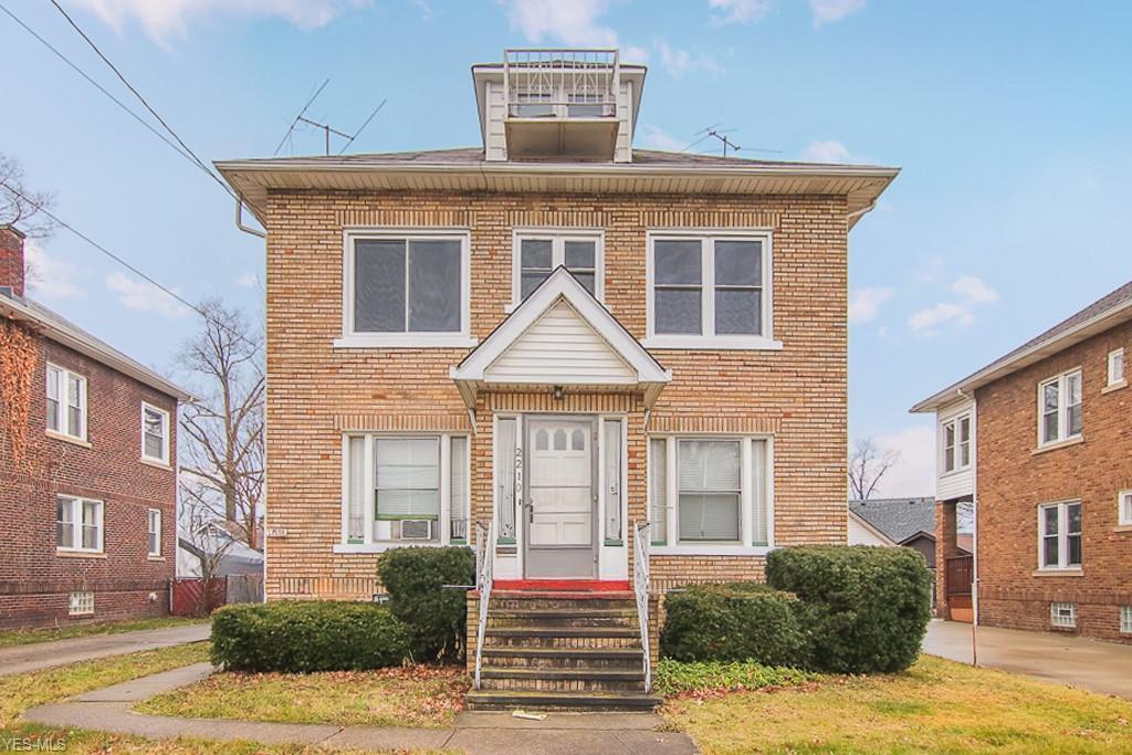 2208 Warren Rd, Lakewood, OH 44107 - Room for Rent in Lakewood, OH ...