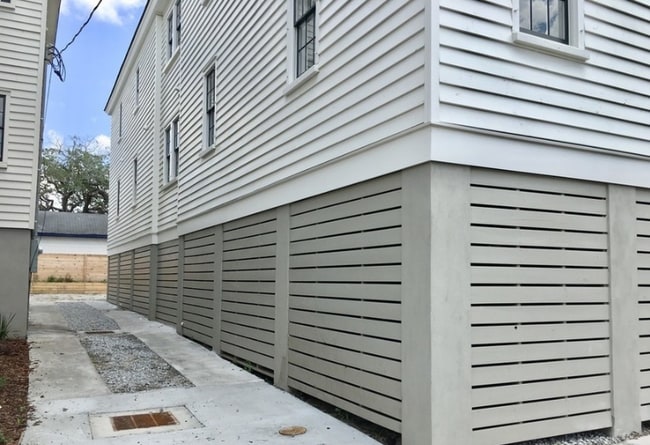 Access to Parking - 26 Aiken St