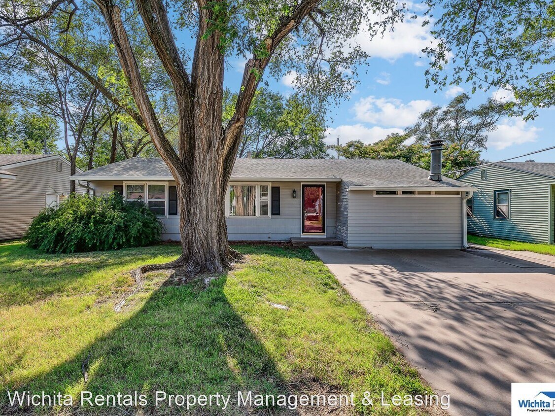 Foto principal - 3 br, 1 bath House - 3215 Downtain