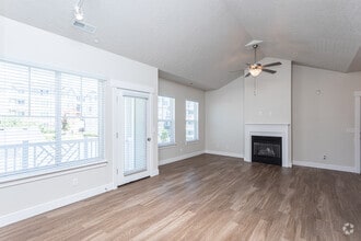 Interior Photo - Cresthaven