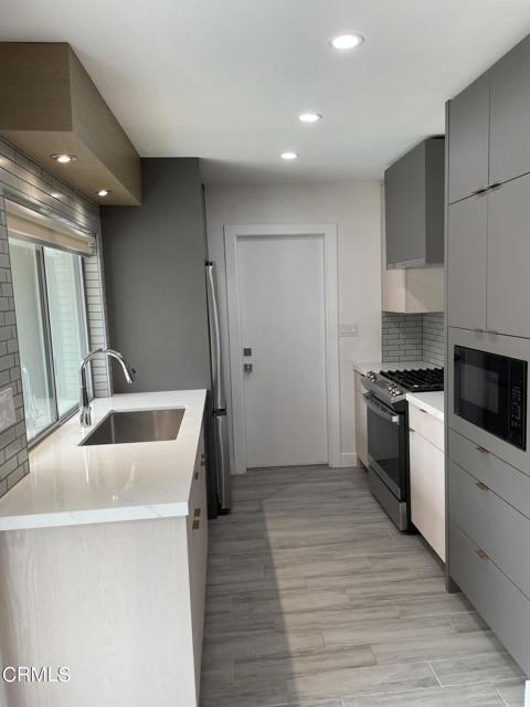 Foto del edificio - 1449 Iguana Cir